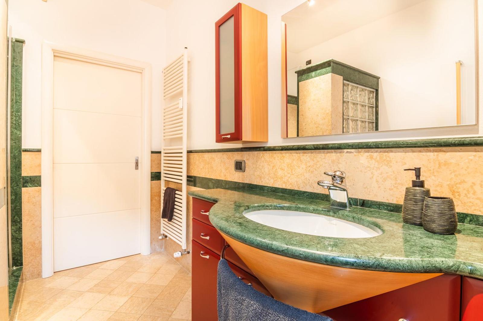 Appartamento Casa Lella, Dervio Esterno foto